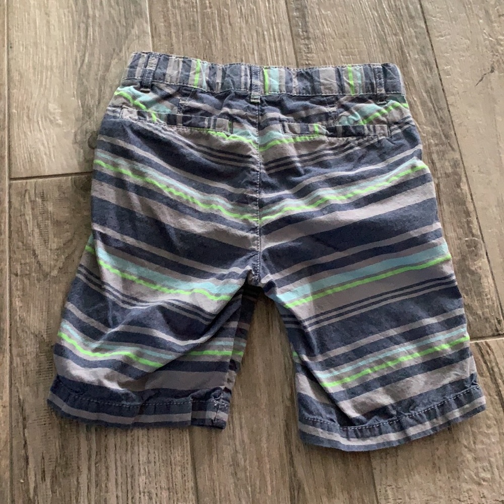 Bundle of 3 The Children’s Place shorts, sz 6 - Picture 8 of 11